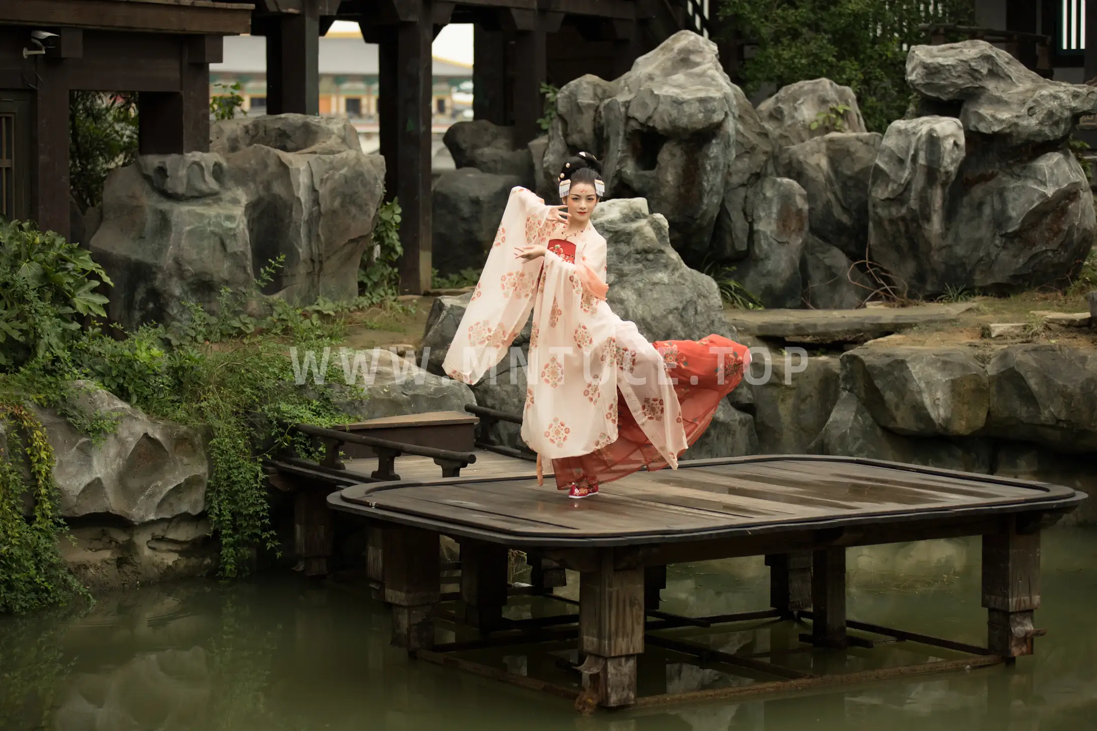 [YITUYU] 2022.07.06 Vol.1395 – Quelou Colorful Clothes Qing Yuan Zhai#[43P]-19